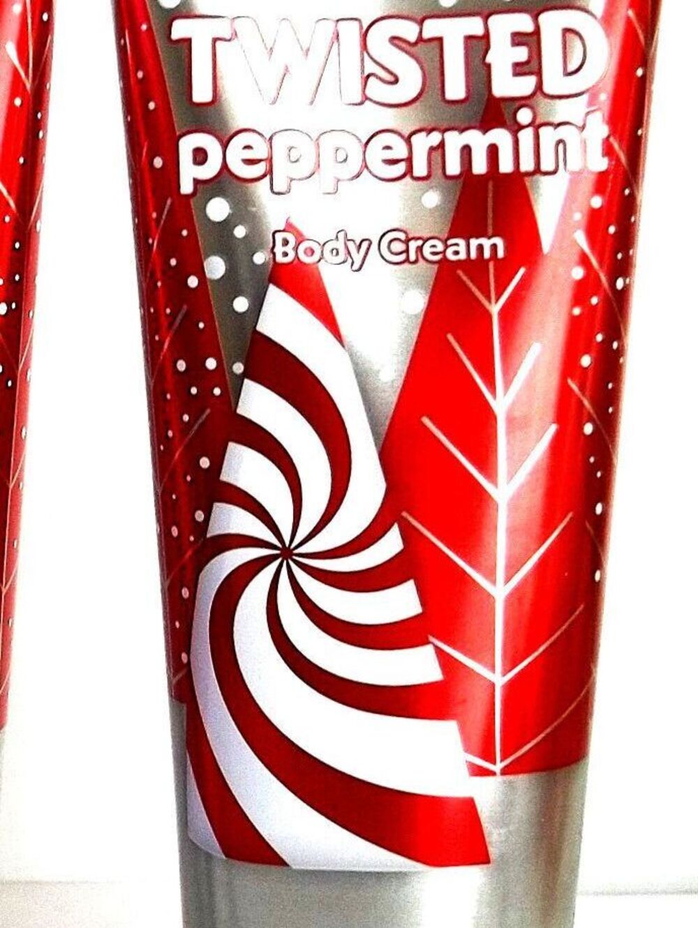 Bath Body Works TWISTED PEPPERMINT Body Cream, 8 oz., NEW